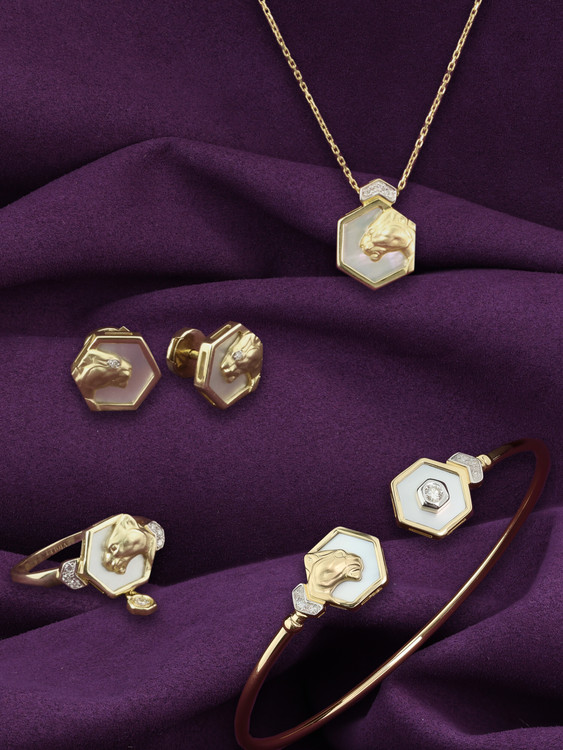 Браслет из лимонного золота c бриллиантами и перламутром