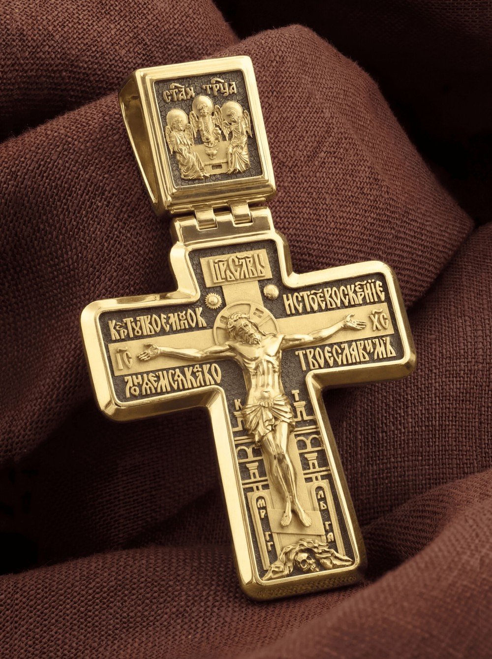 Крест из лимонного золота