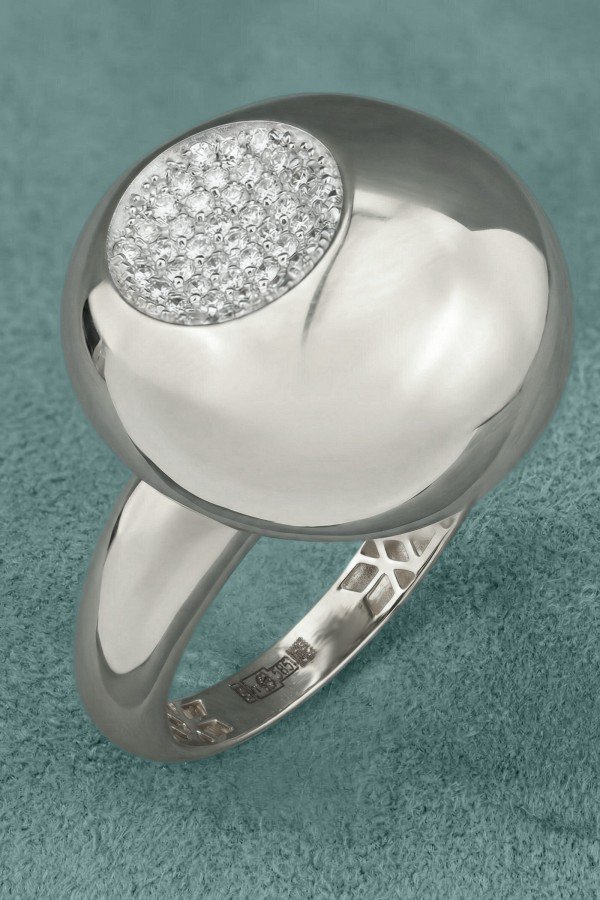 Кольцо из белого золота c бриллиантами