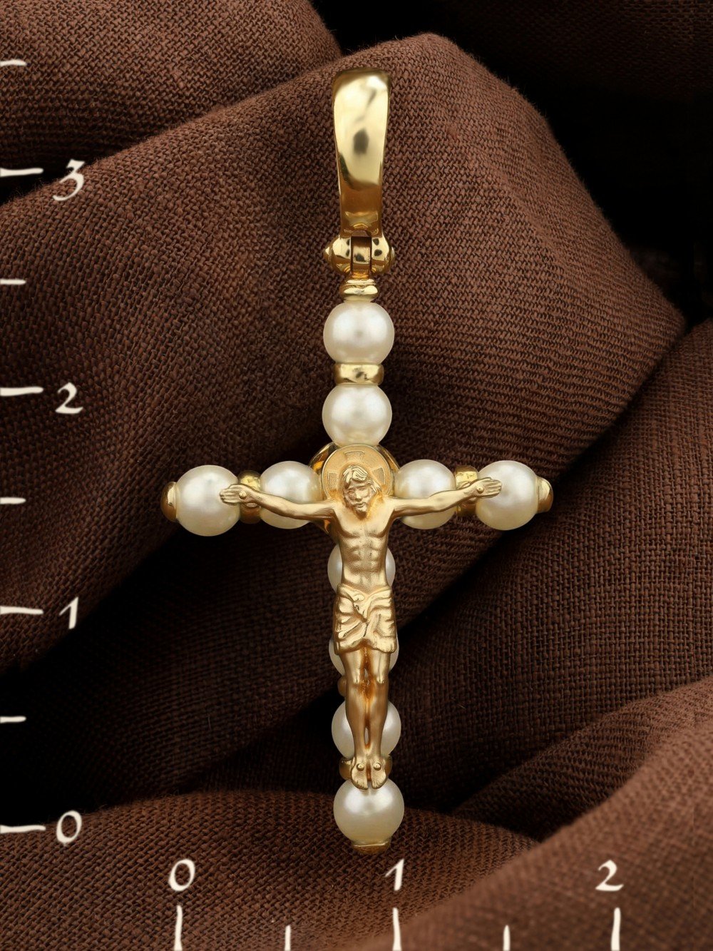 Крест из лимонного золота c жемчугом