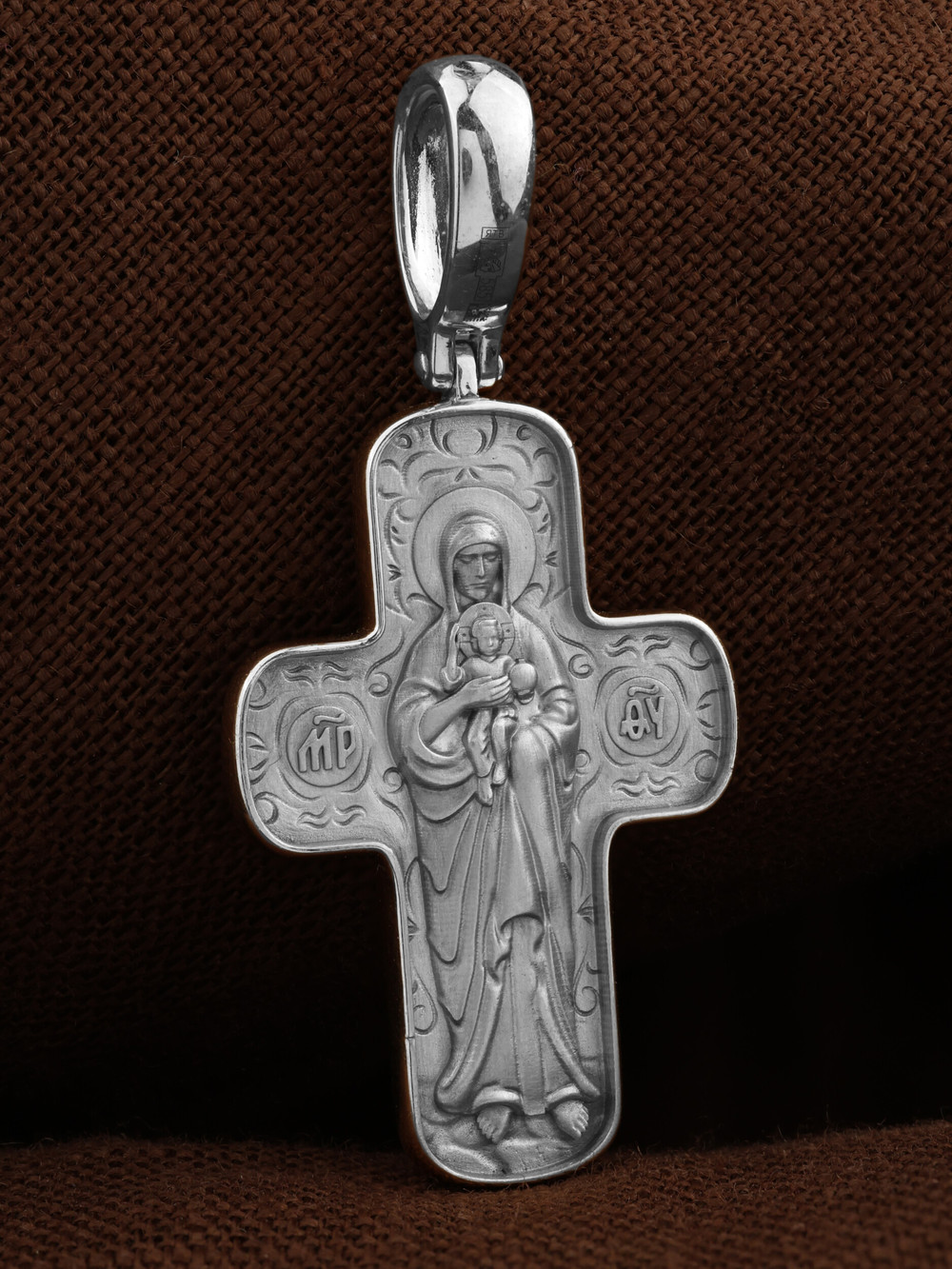 Крест из белого золота