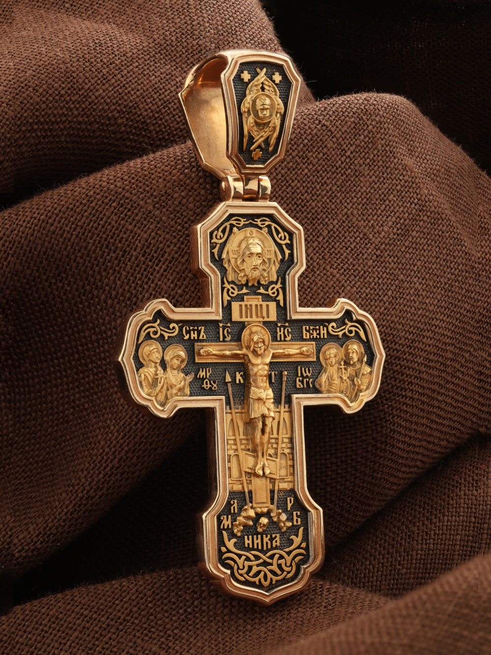 Крест из золота