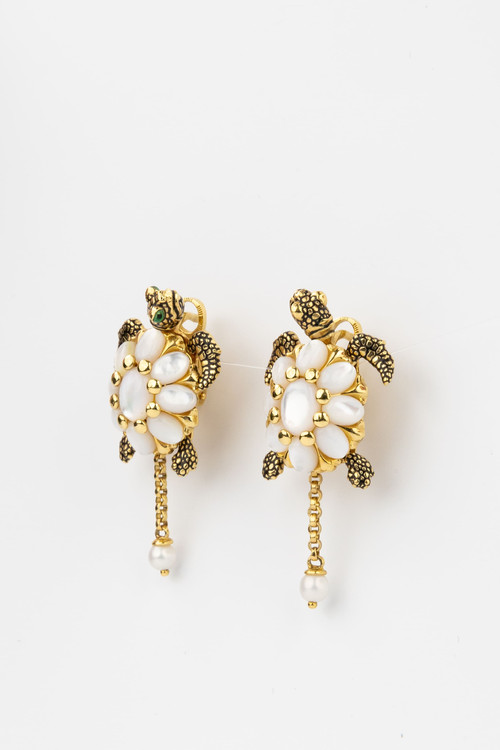 Серьги из лимонного золота c эмаль , жемчугом и перламутром