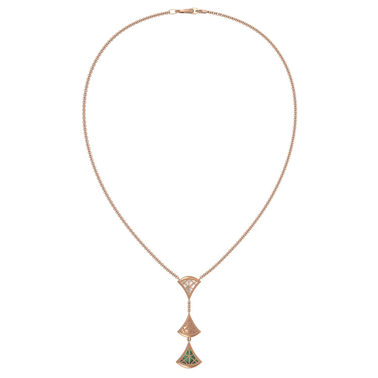 Колье из золота c бриллиантами, малахитом и перламутром