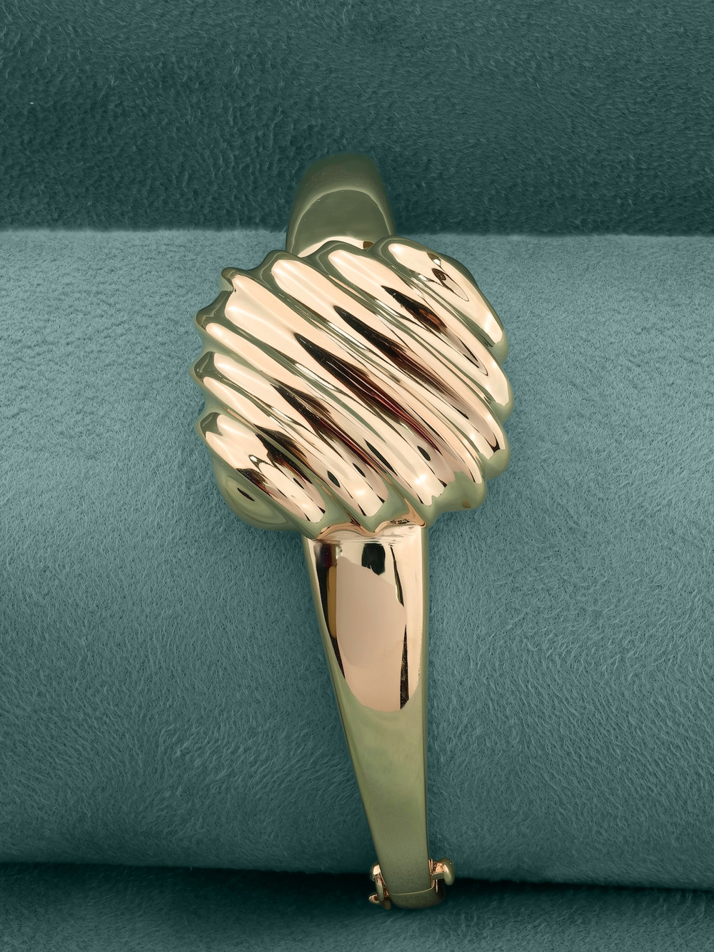 Браслет из золота