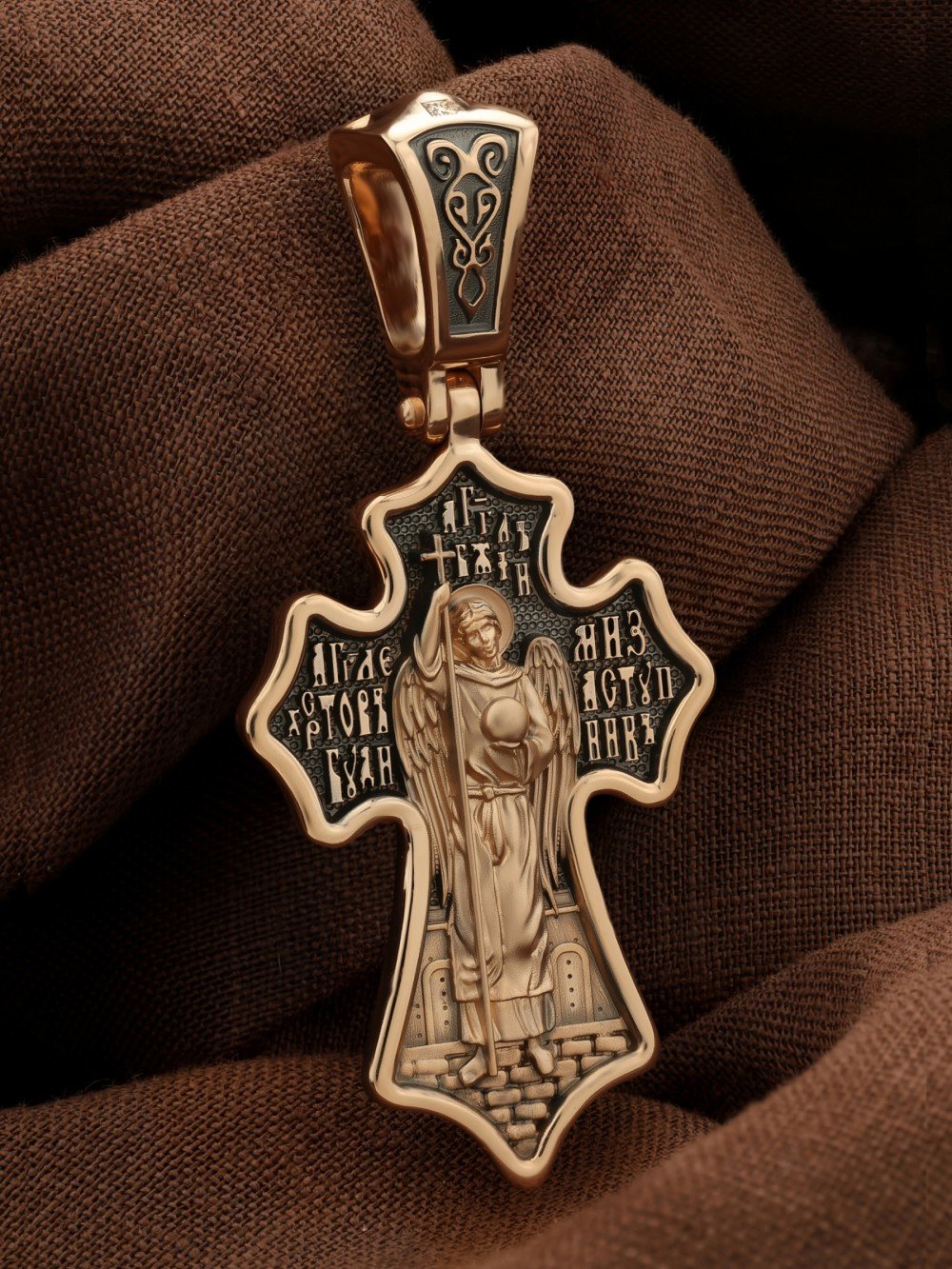 Крест из золота