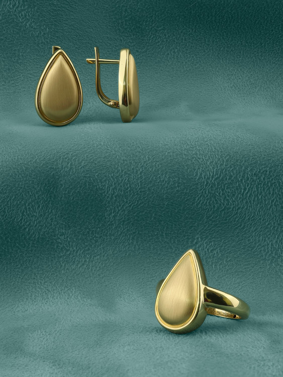 Серьги из лимонного золота