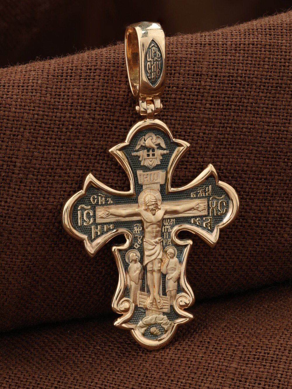 Крест из золота