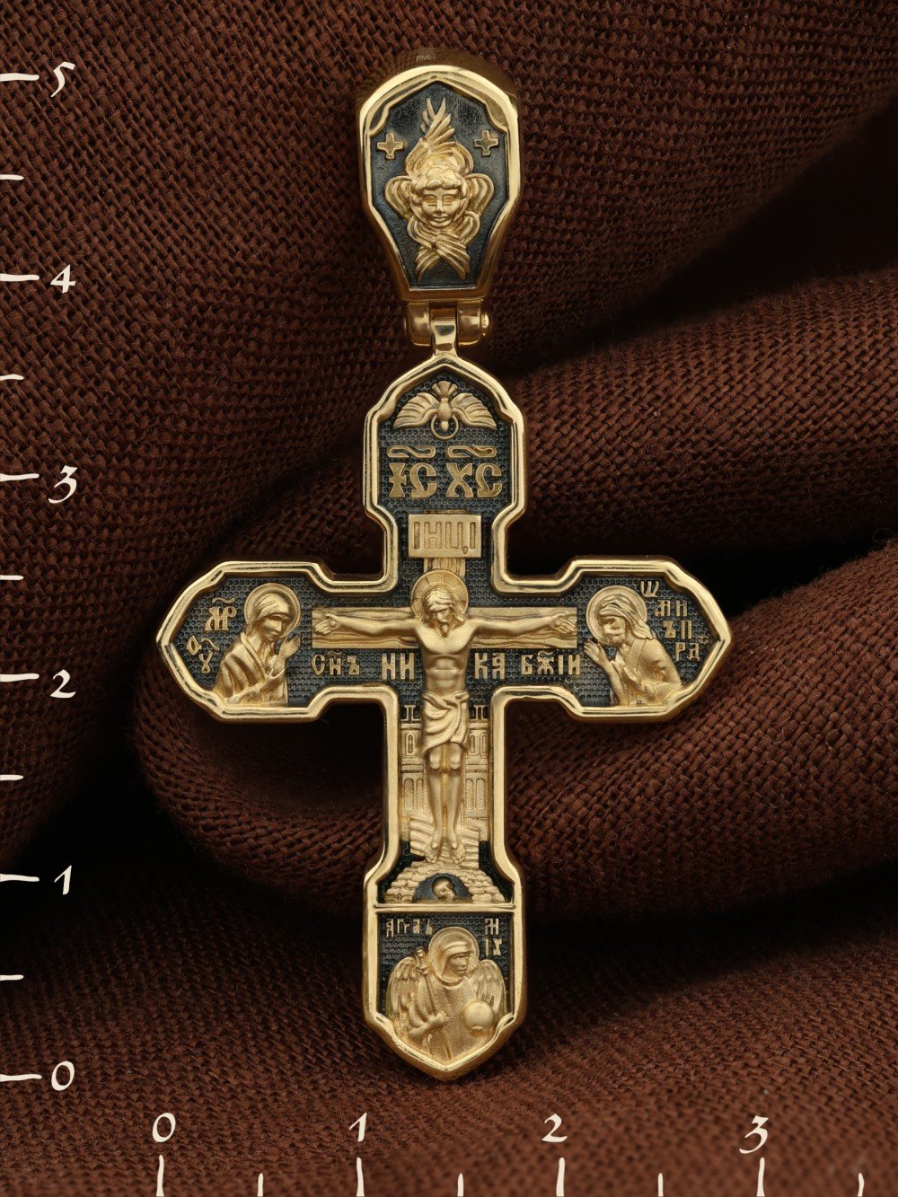 Крест из лимонного золота