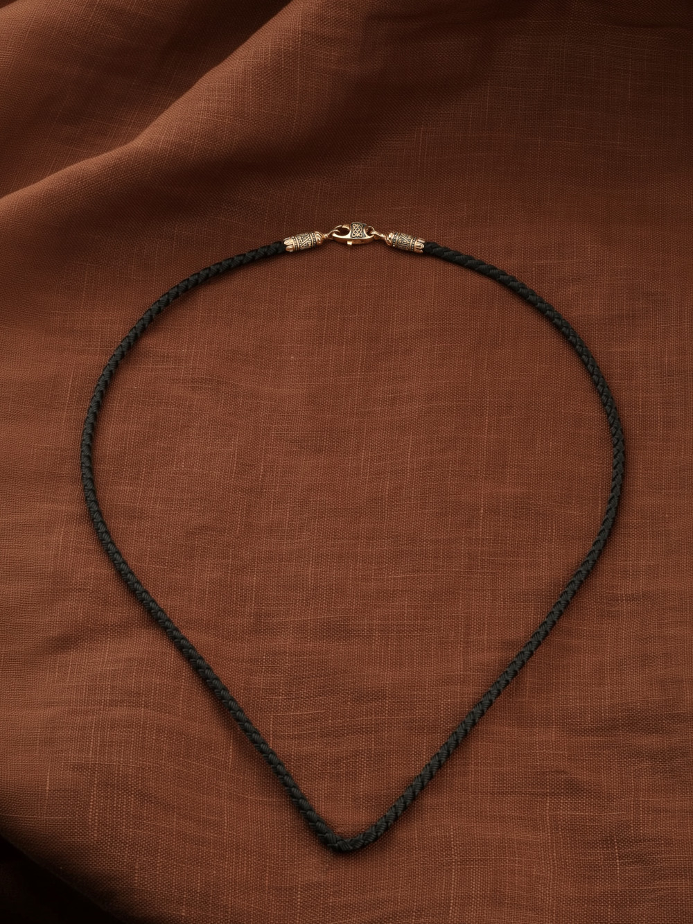 Шнурок шёлковый из золота c шёлковым шнурком