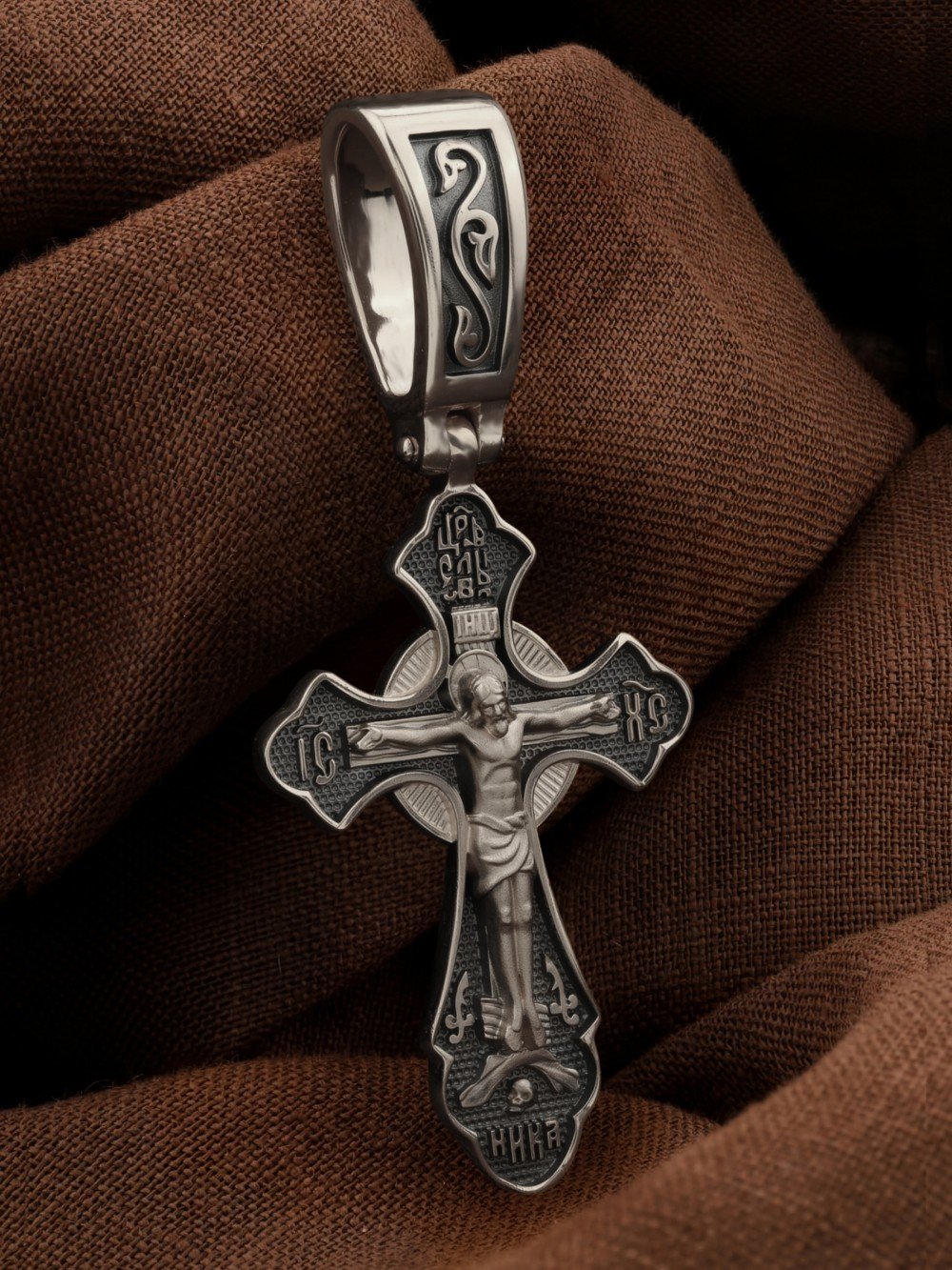 Крест из белого золота