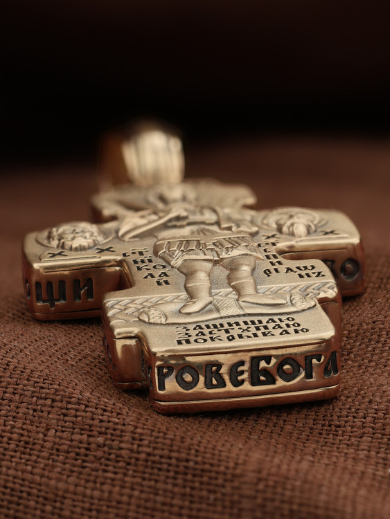 Крест из золота