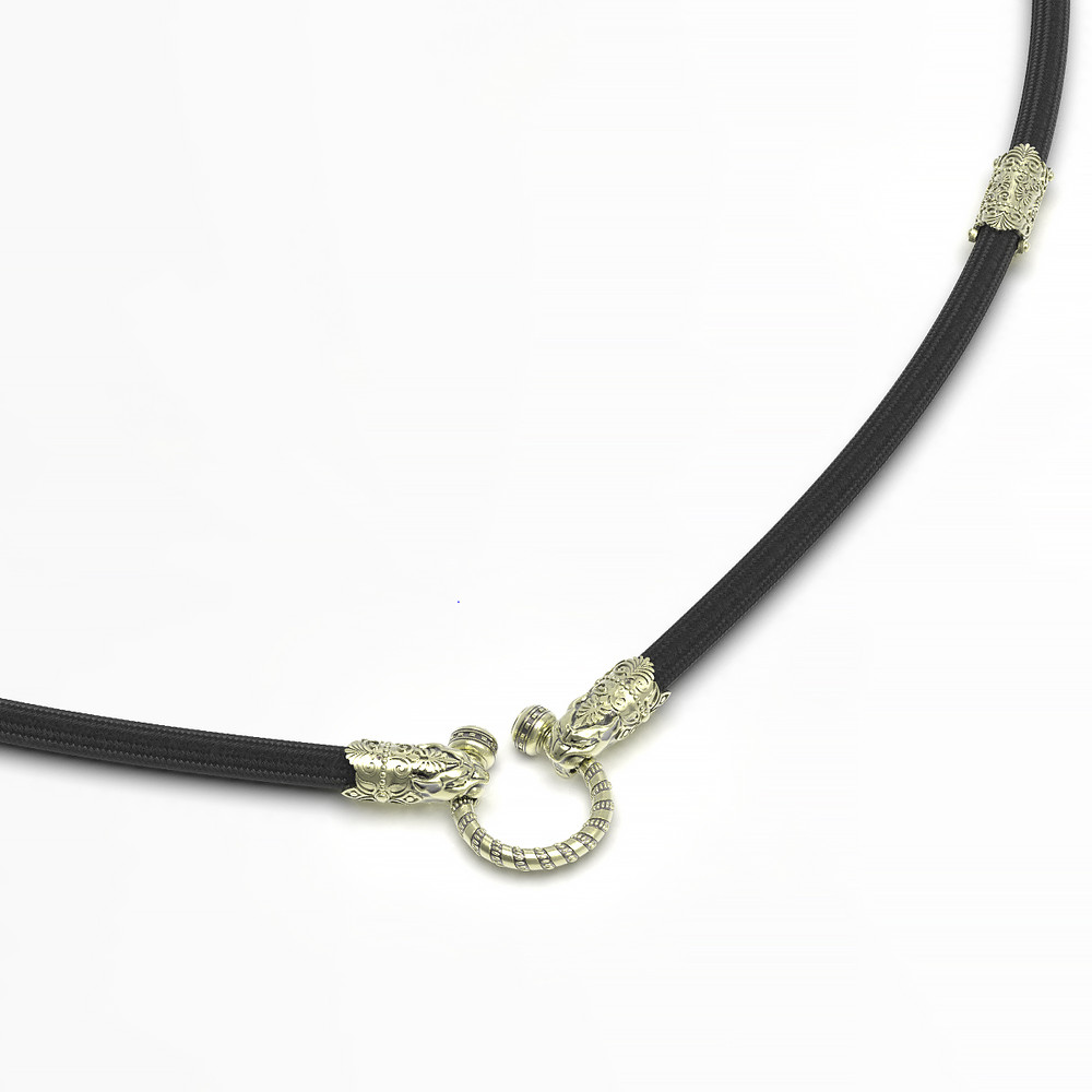 Шнурок шёлковый из зелёного золота c шёлковым шнурком