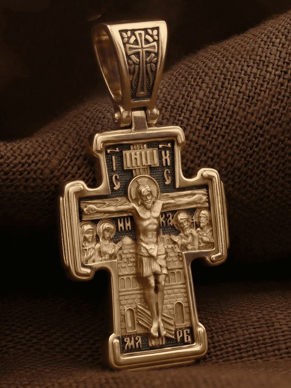 Крест из золота