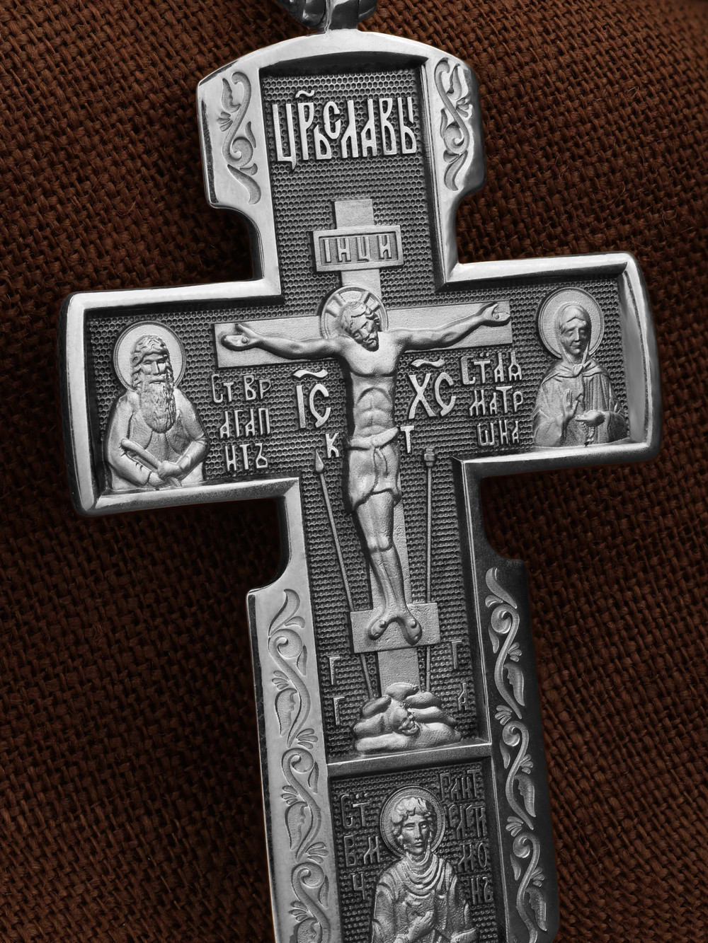 Крест из белого золота