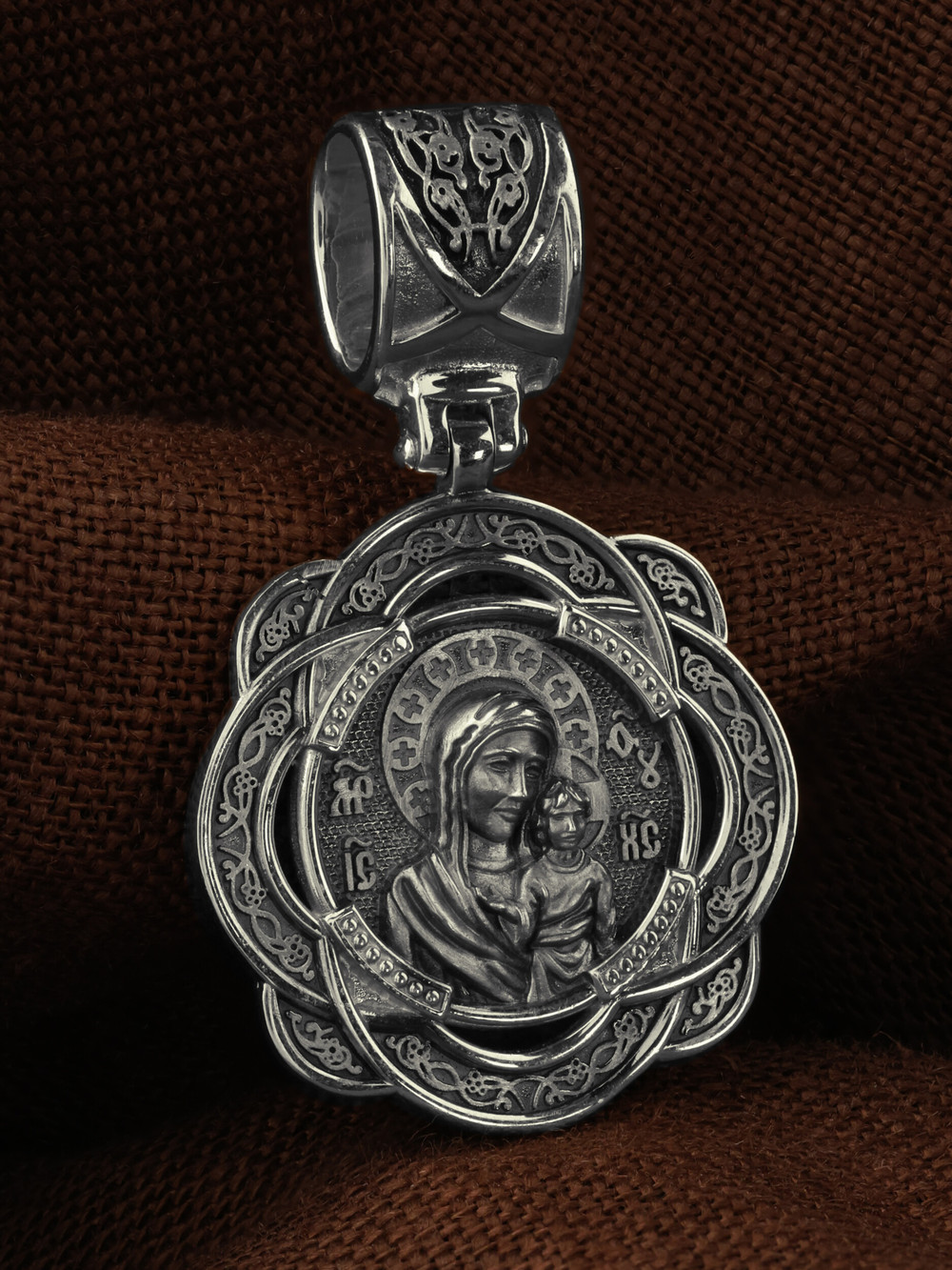 Образок из белого золота