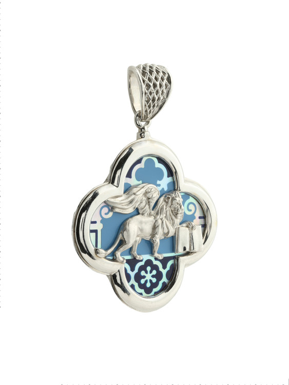 Подвеска из белого золота c эмалью и перламутром