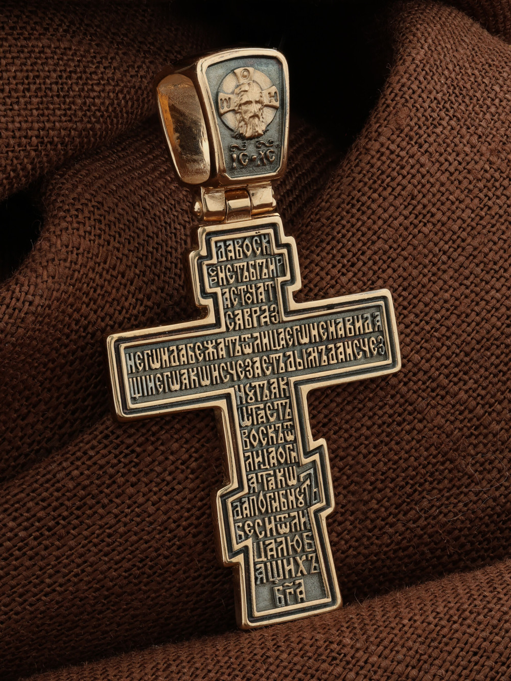 Крест из золота