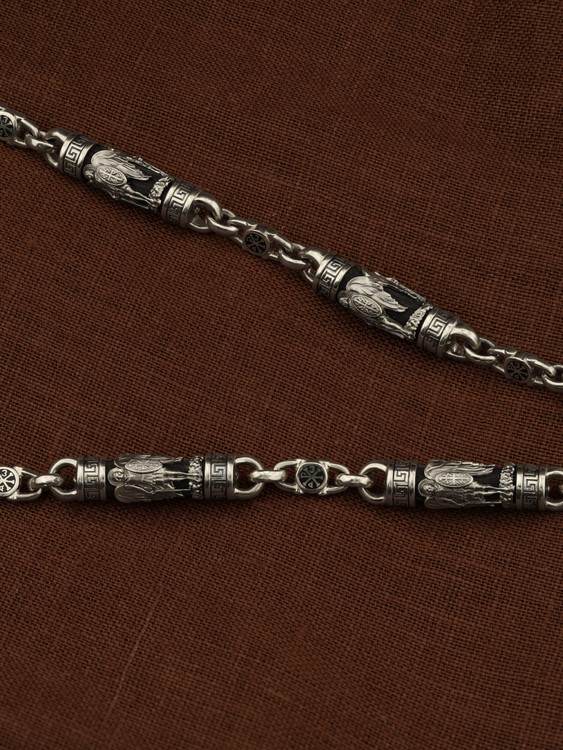 Цепь из белого золота c эмалью и эбеновым деревом