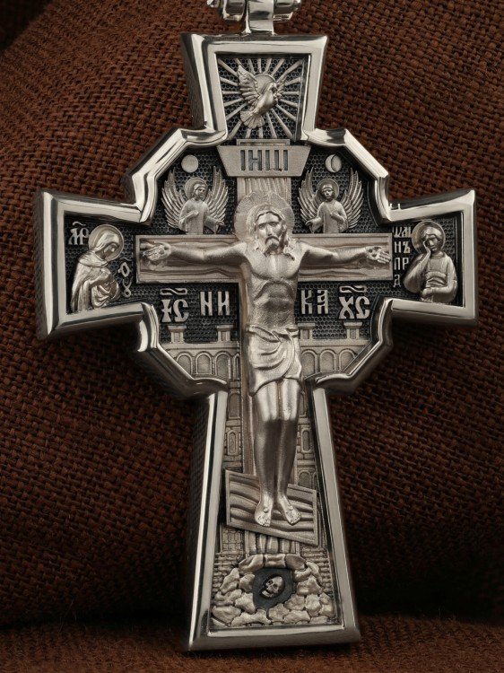 Крест из белого золота