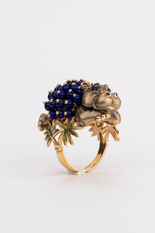 Кольцо из золота c эмалью и лазуритом