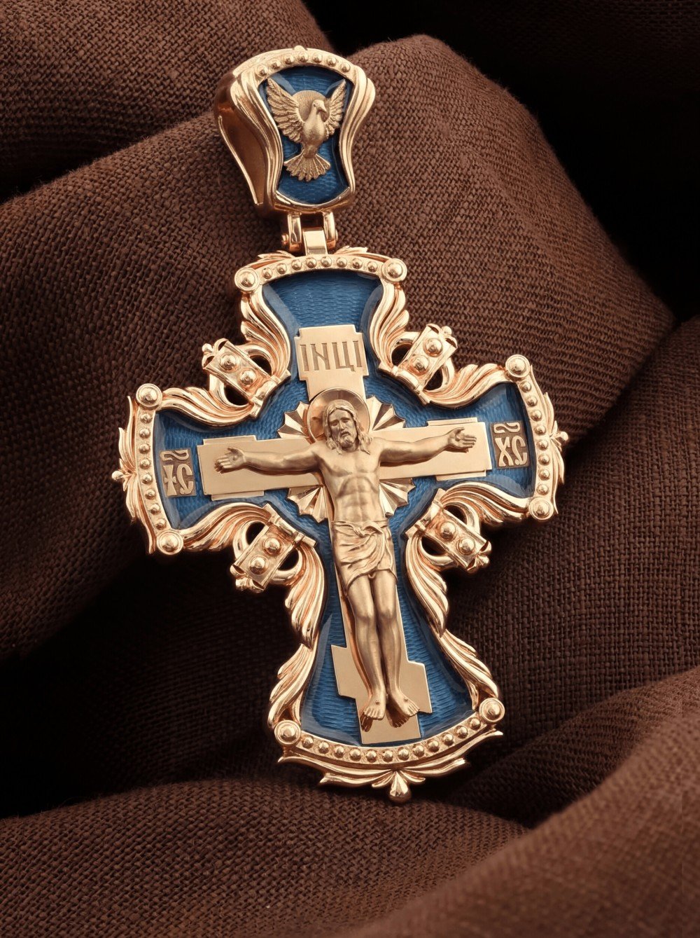 Крест из золота c эмаль