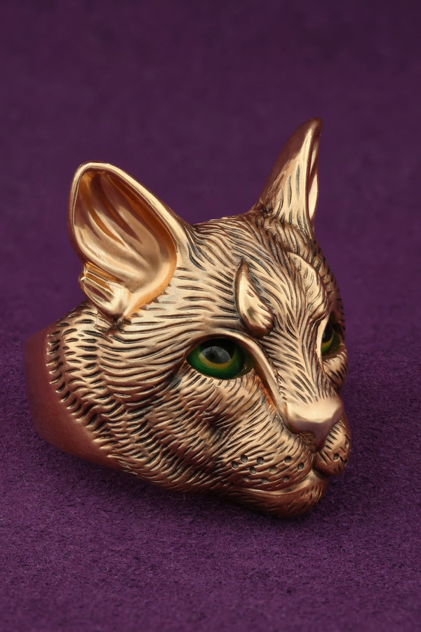 Кольцо из золота c эмалью