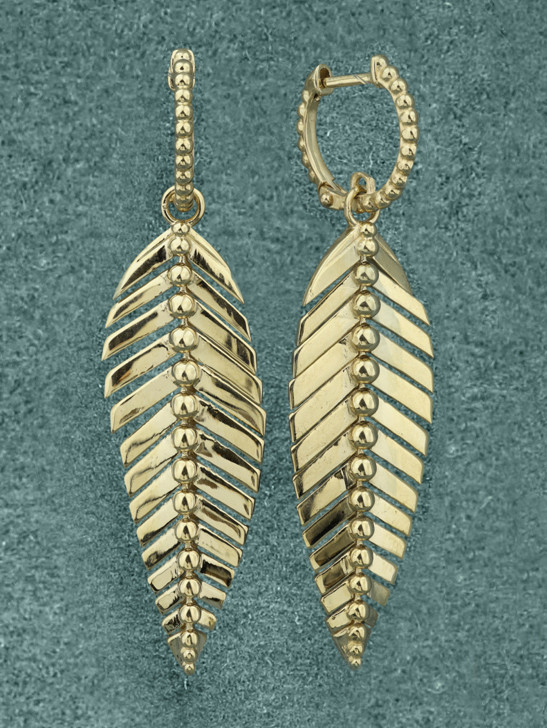 Серьги из лимонного золота