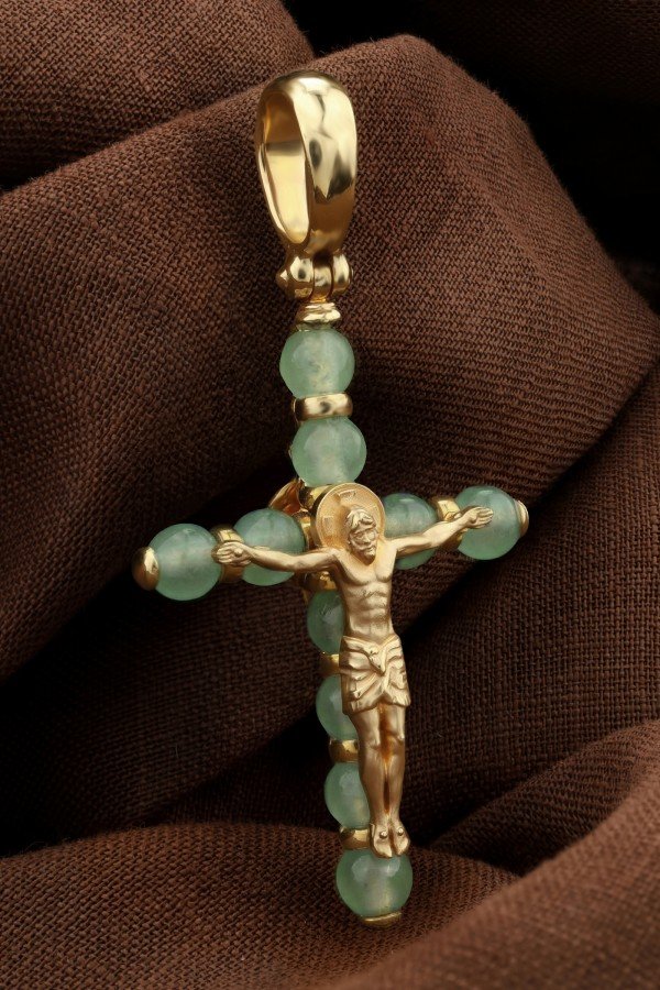 Крест из лимонного золота c нефритом